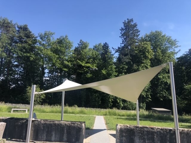 shade sail - toile solaire - voile d'ombrage carrée
